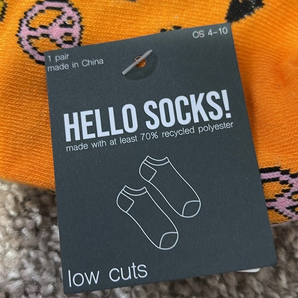 Hello Socks! - Picture 2 of 4
